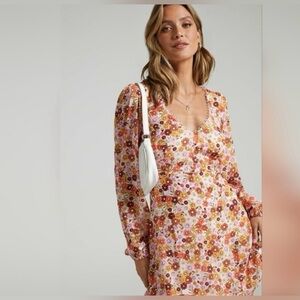 Showpo. Andrea Long Sleeve Mini Dress Sahara Ditsy Pink Floral Size 6